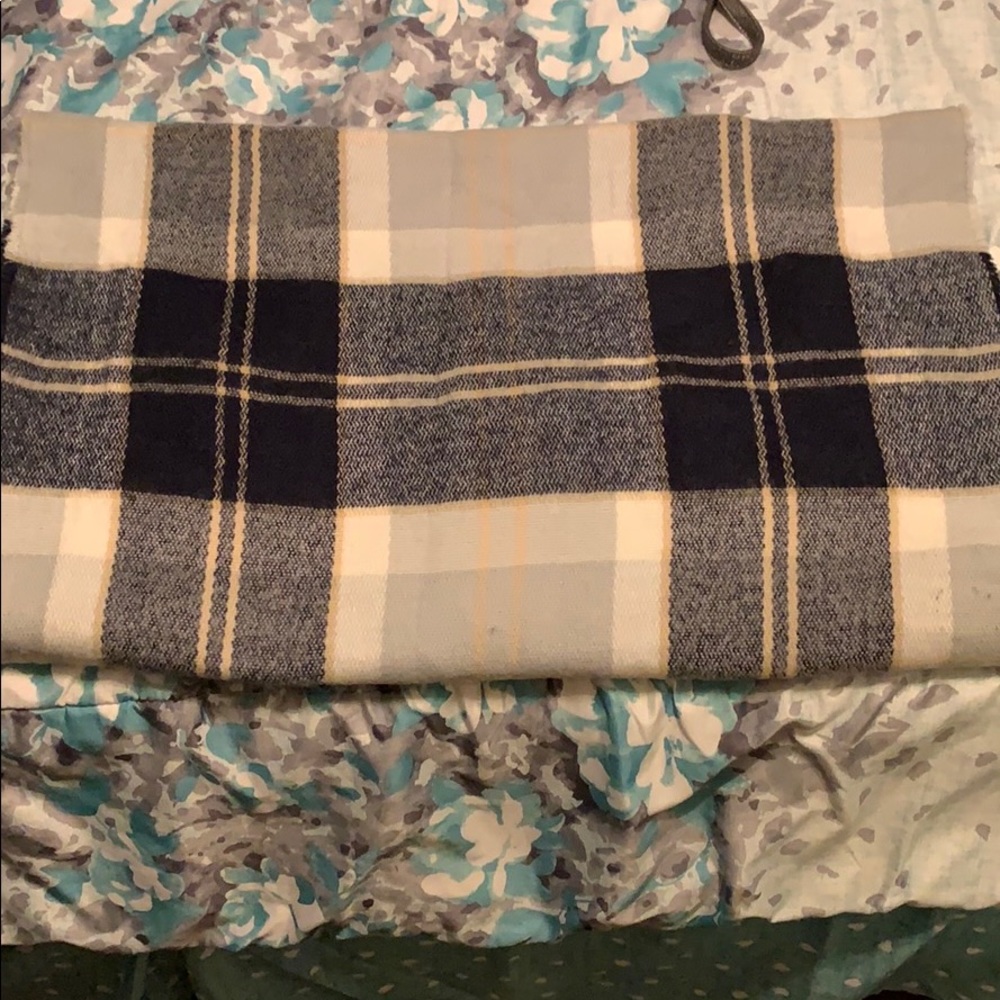 Plaid scarf